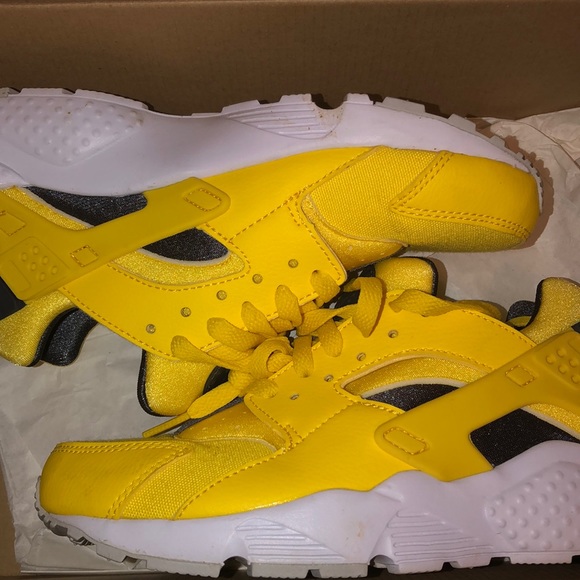 Nike Other - Nike Huarache